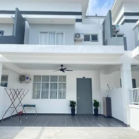 D'Royale Desaru Homestay Bandar Penawar Exterior photo